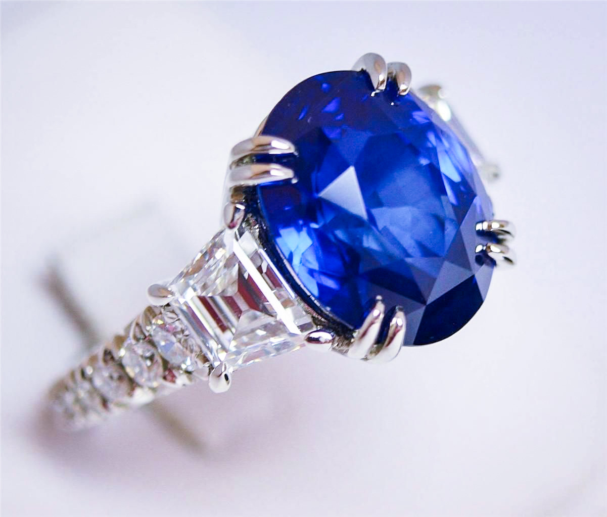 Sell_a_Sapphire_Ring_for_Cash